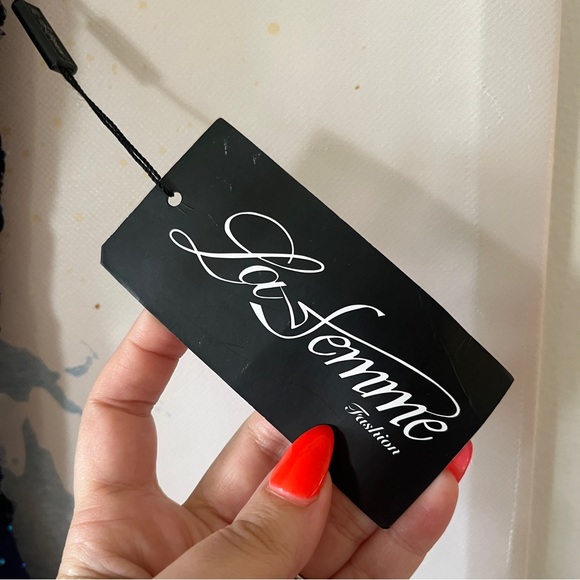 La Femme Trumpet Gown Size 2 Navy Blue 30728 Beaded Lace Crisscross Back NWT - Picture 6 of 12